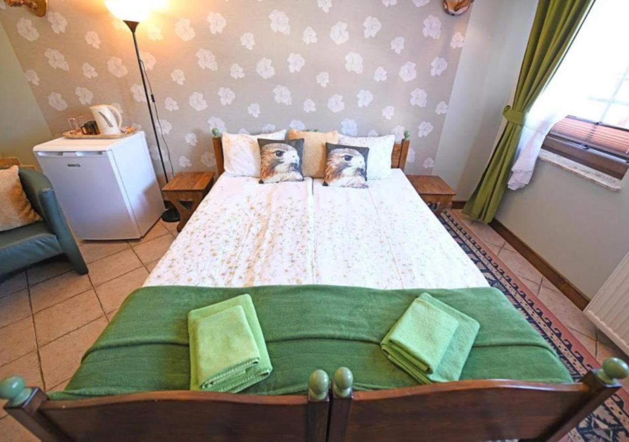 Bed and Breakfast Gosciniec Malinowka Krzeszna Esterno foto