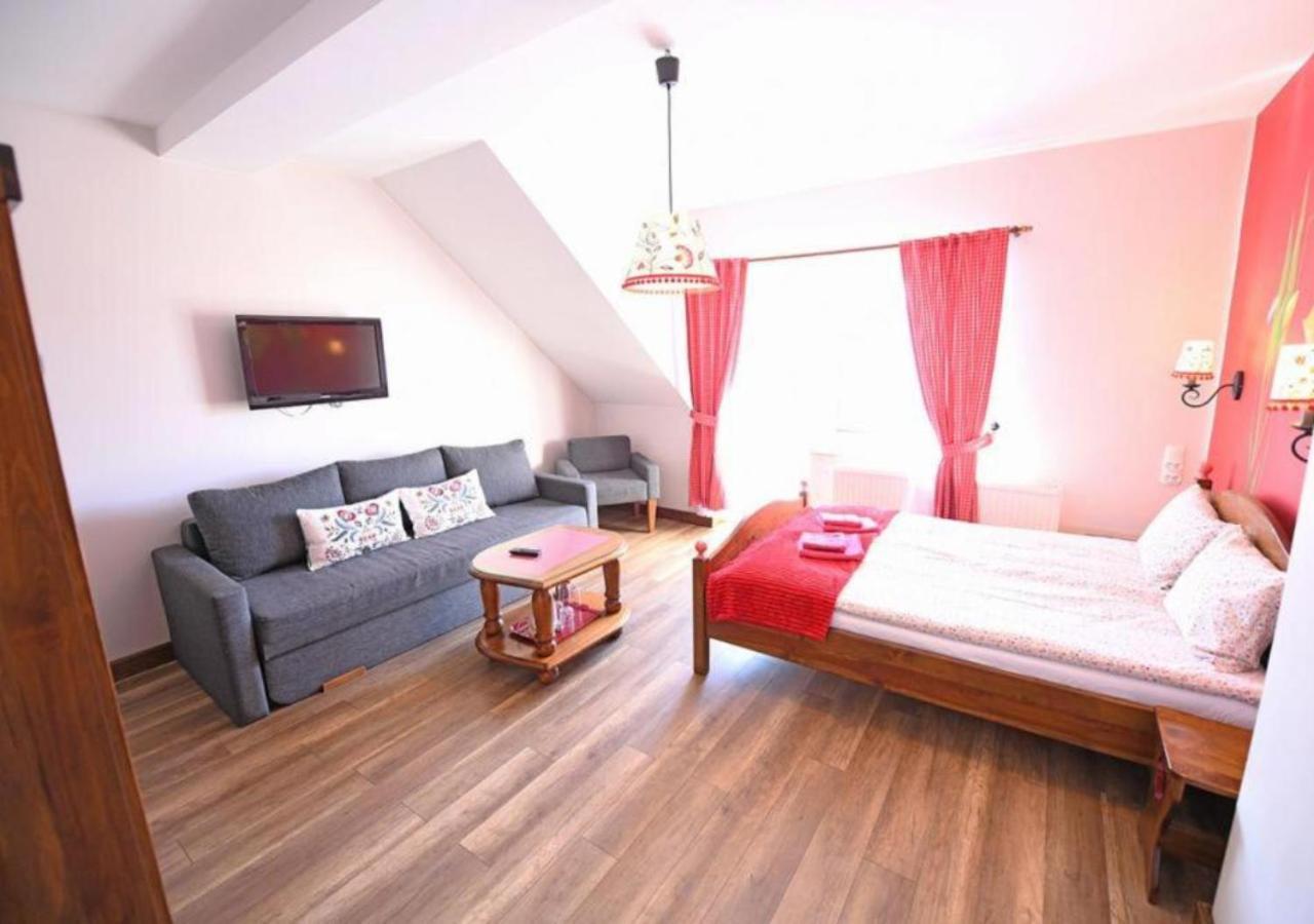 Bed and Breakfast Gosciniec Malinowka Krzeszna Esterno foto
