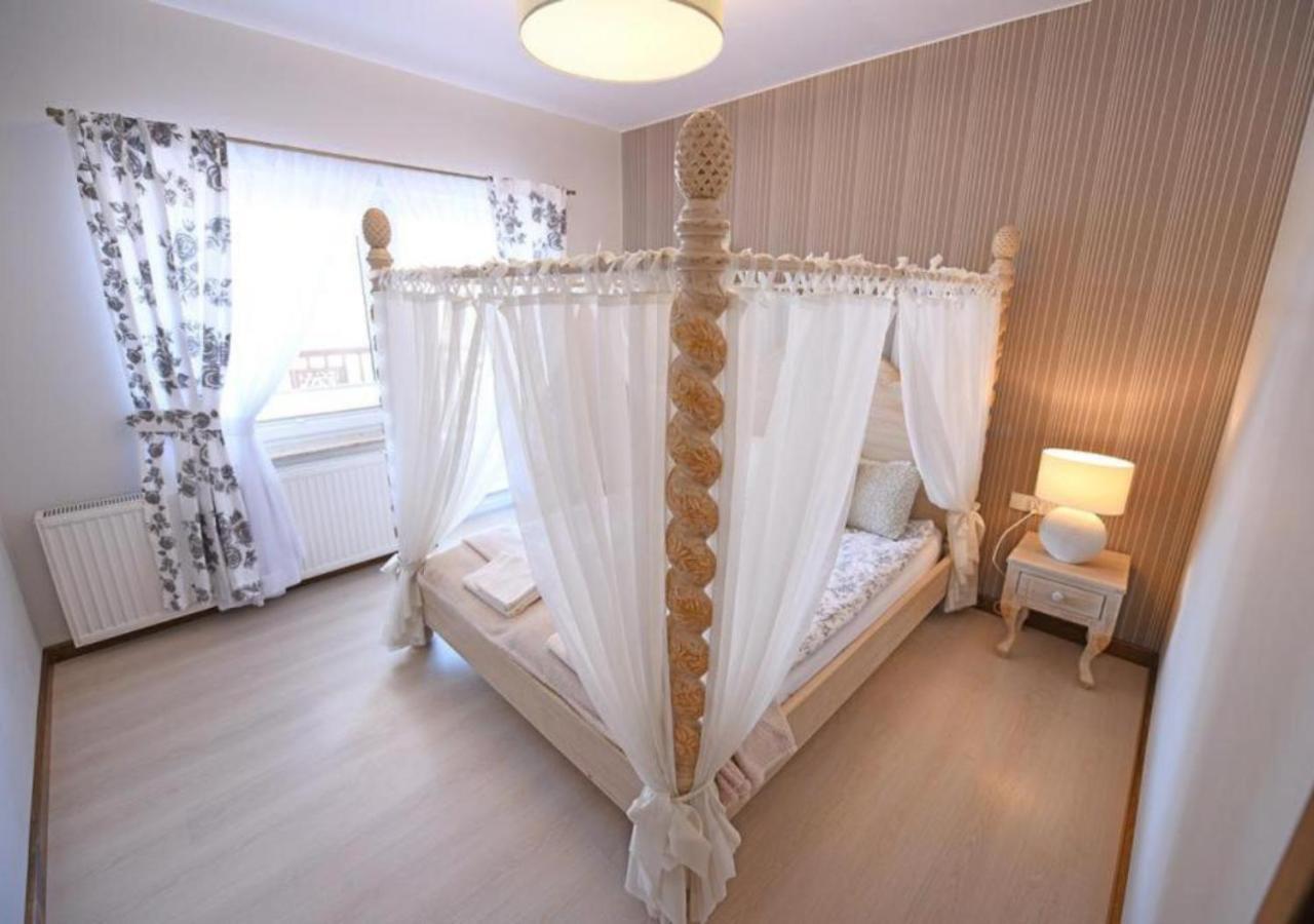 Bed and Breakfast Gosciniec Malinowka Krzeszna Esterno foto